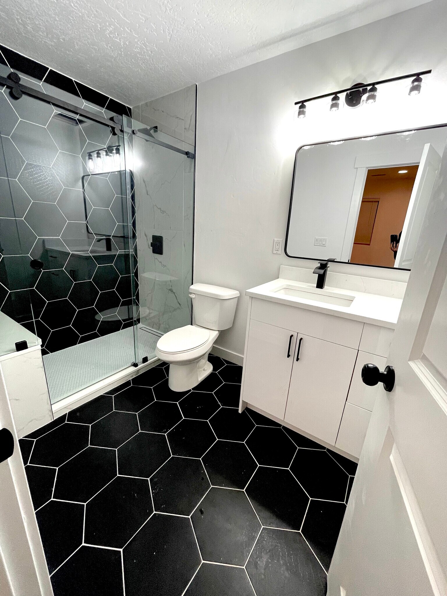 Building Photo - 3288 N 200 W