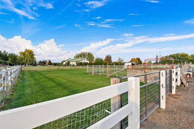 Building Photo - 9380 Ruth Marie Dr