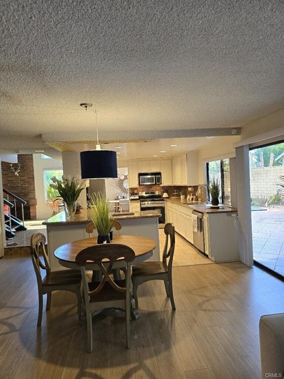 Building Photo - 3467 Emerald Isle Dr