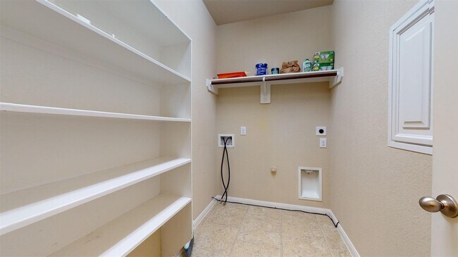 Building Photo - 14010 Cypress Meadows Dr