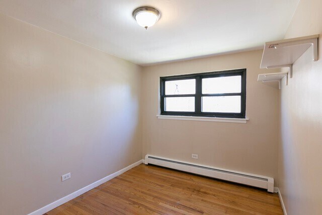 Building Photo - 4416 N Kostner Ave