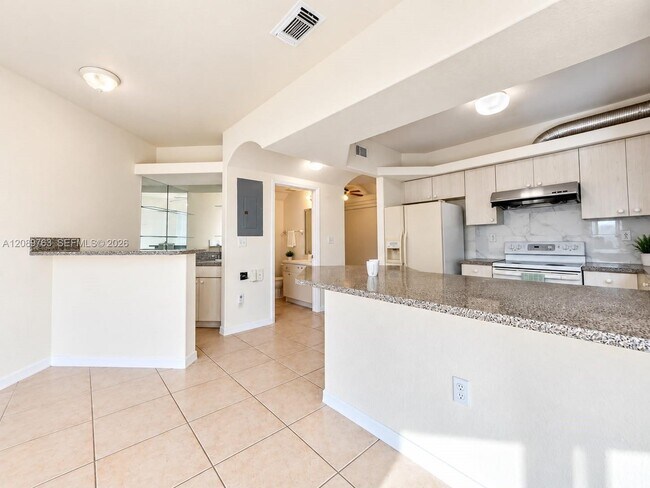 Building Photo - 130 SW 109th Ave