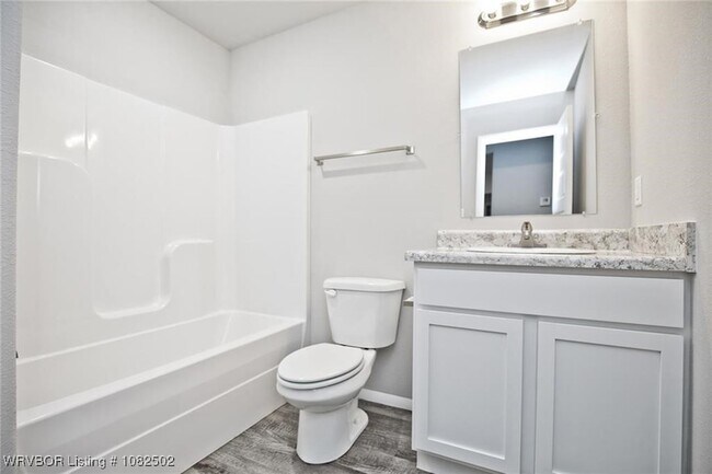Building Photo - 9025 Wildwood Way