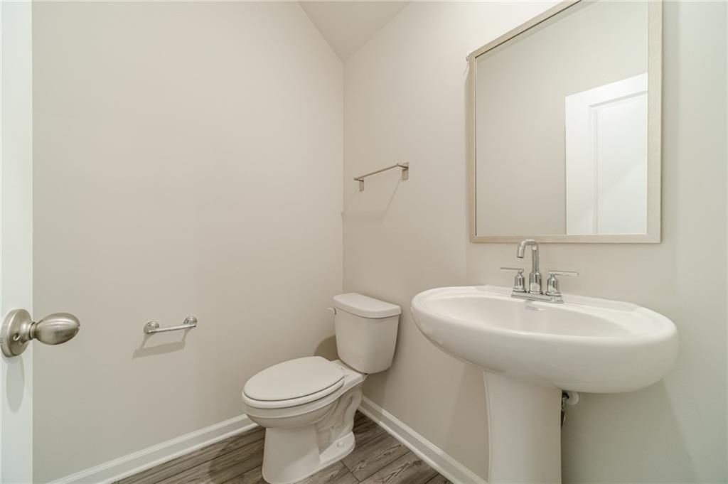 Building Photo - 1412 Villageside Ct