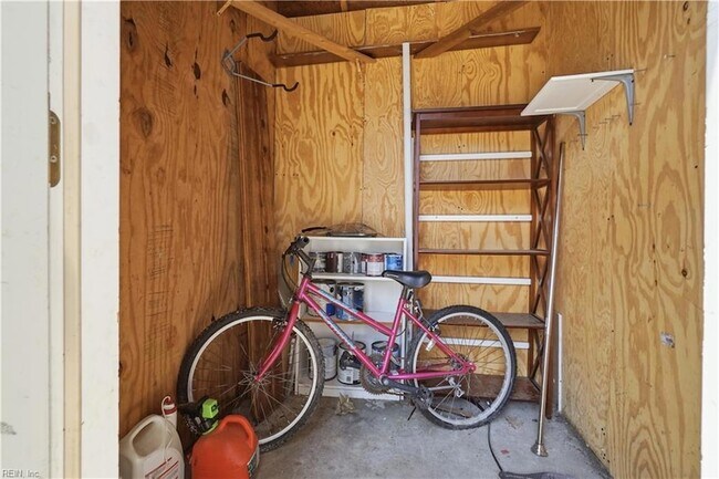 Building Photo - 317 Ferdinand Cir