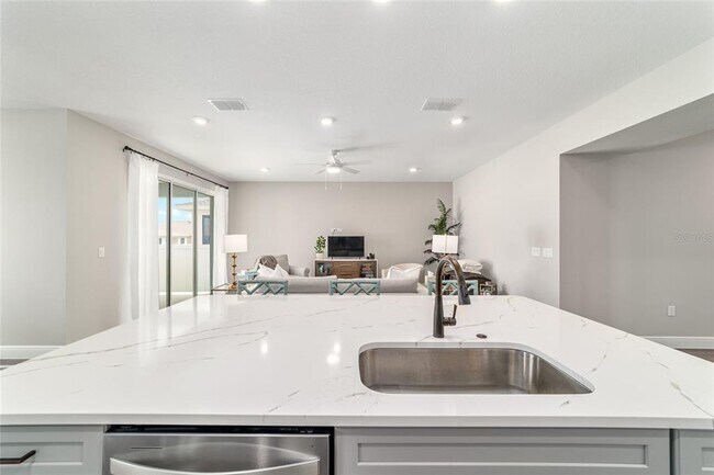 Building Photo - 7762 SW 59th St