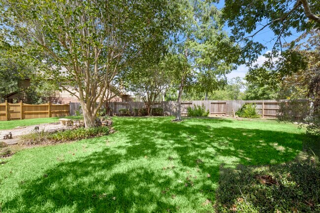 Building Photo - 10218 Garden Crossing Ln