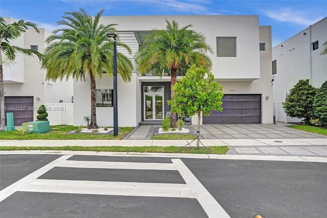 Building Photo - 9995 NW 75th St