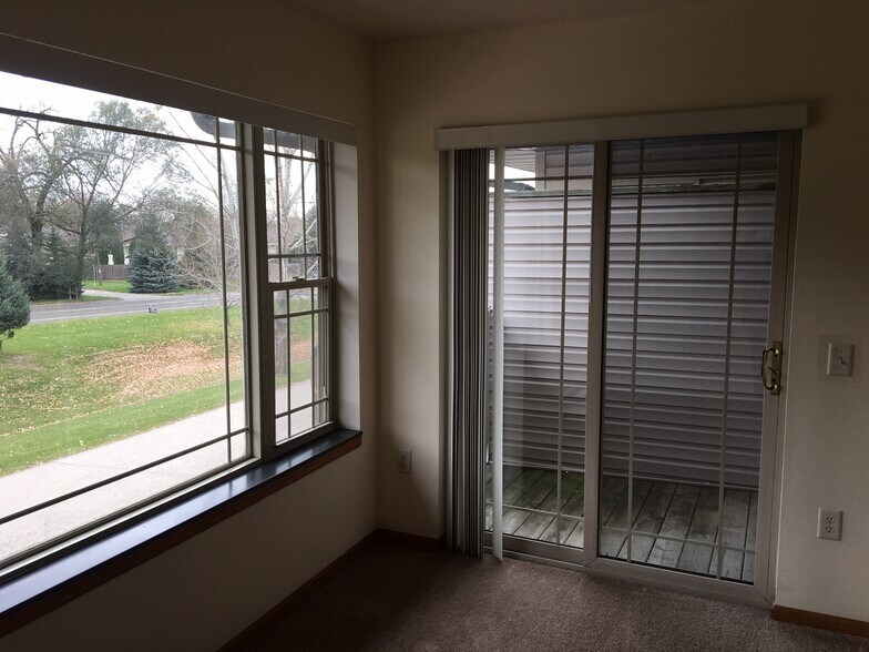 Building Photo - 6645 Scattergood Ln