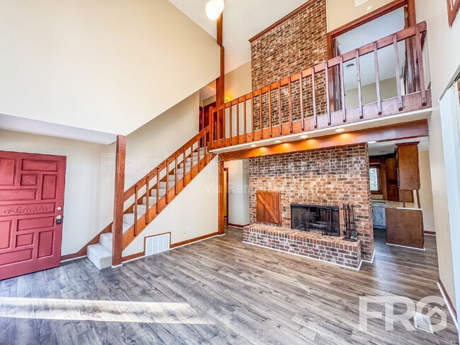 Building Photo - 1228 Forest Acres Dr