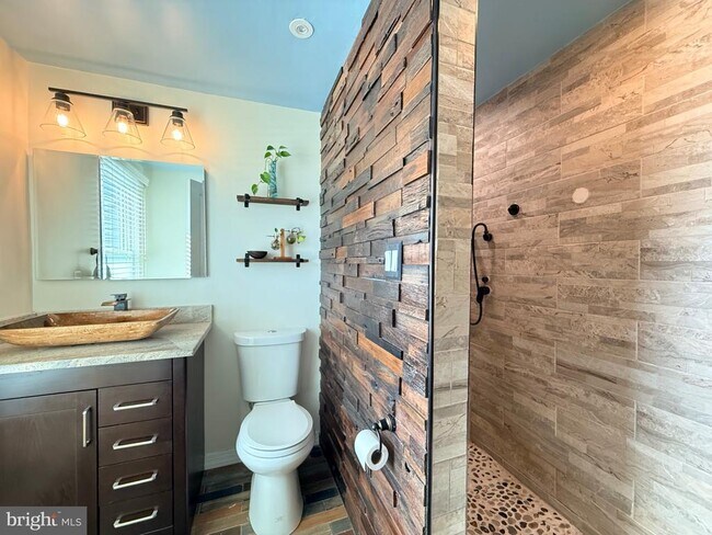 Building Photo - 8152 Mandan Terrace