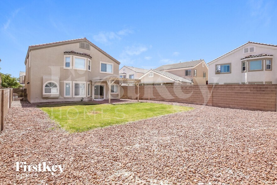 Building Photo - 420 Orchid Oasis Ave