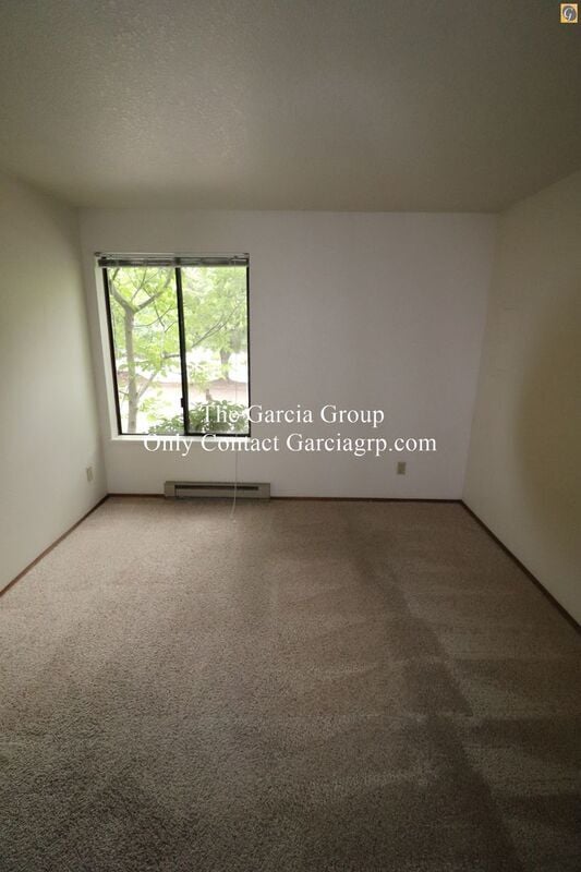 Building Photo - 10630 SW 49th Ave