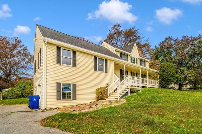 Building Photo - New Market Rental