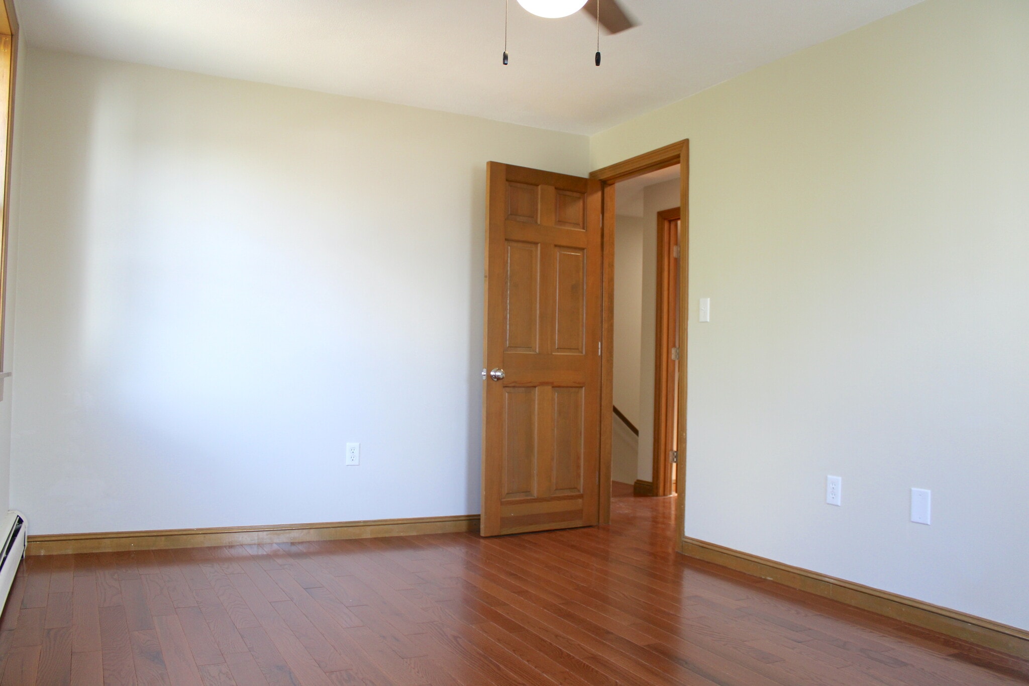 Building Photo - 2 Clark St