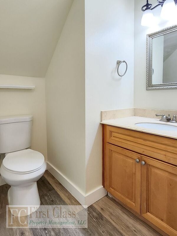 Building Photo - 3022 SE 38th Ct