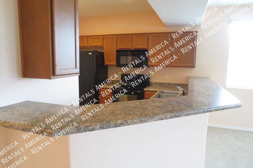 Building Photo - 16245 N 30th Pl