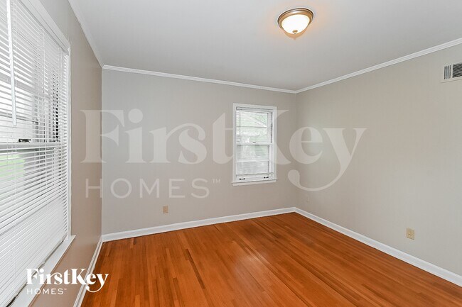 Building Photo - 1515 Mt Moriah Rd