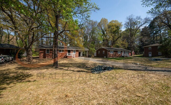 Building Photo - Enjoy Modern Living in This Beautifully Updated 3BR, 1.5BA Durham Home!