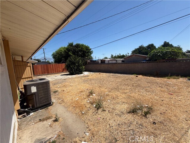 Building Photo - 13169 Benson Ave