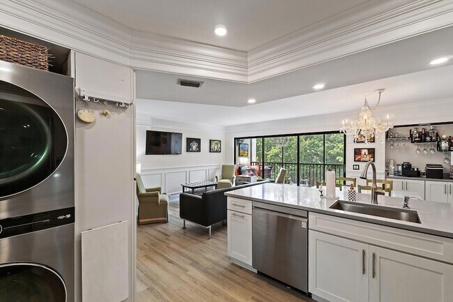 Building Photo - 1605 S US Hwy 1