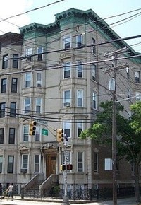 Building Photo - 1032 Hudson St