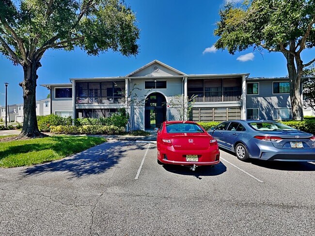 Building Photo - 2758 Oak Park Way