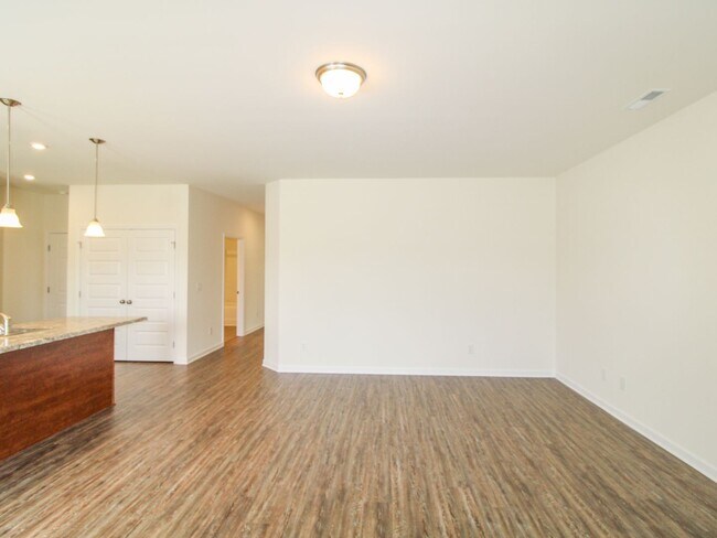 Building Photo - 13791 Hill Place Ln