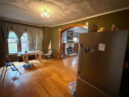 Building Photo - 123 Blymyer Ave