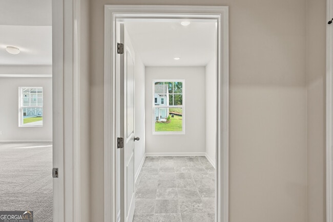 Building Photo - 28 Umber Ln