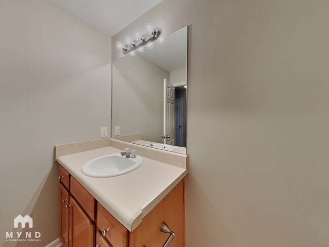 Building Photo - 2557 Kolb Manor Cir SW