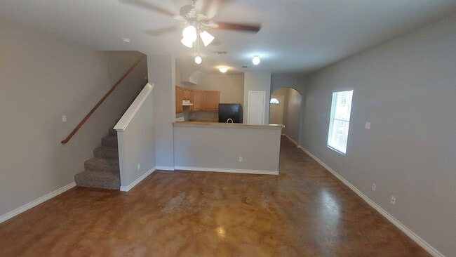 Building Photo - PENDING GRANITE KITCHEN UPDATE AND NEW FLO...