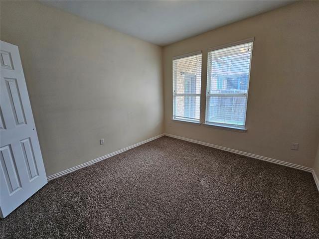 Building Photo - 7721 Oak Garden Trail