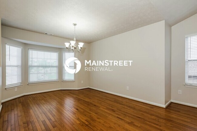 Building Photo - 5 Bedroom Pet-Friendly Home in ELLENWOOD, GA with Main Street Renewal