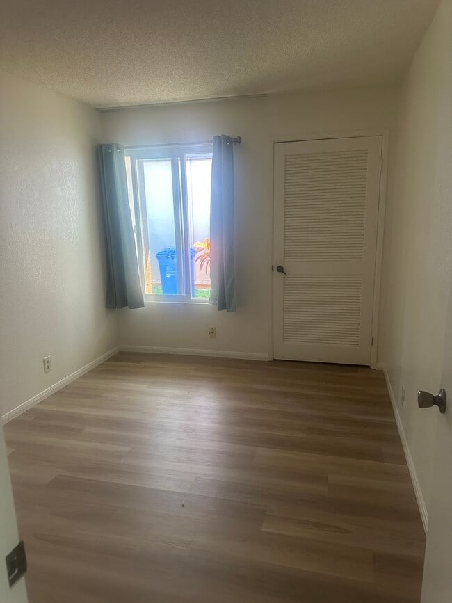 Building Photo - Single level 3 bedroom 2 bath home in Waip...
