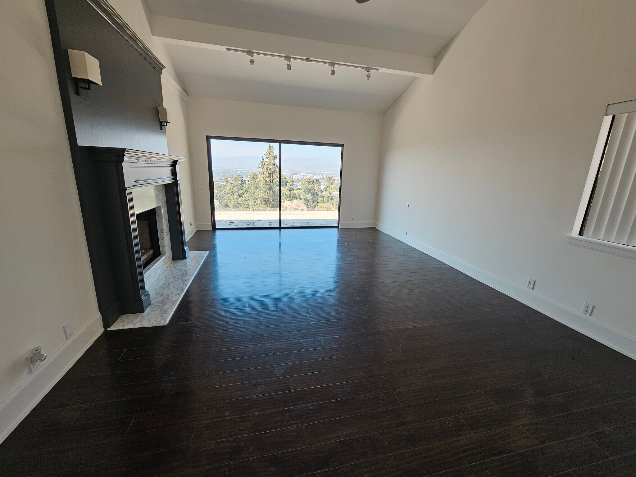 Building Photo - 3622 Roberts View Pl