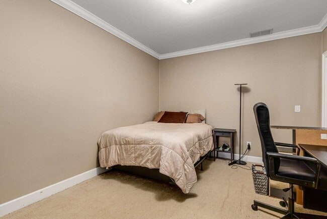 Building Photo - 3019 Riverstone Tr