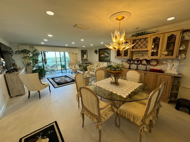 Building Photo - 200 Intracoastal Pl