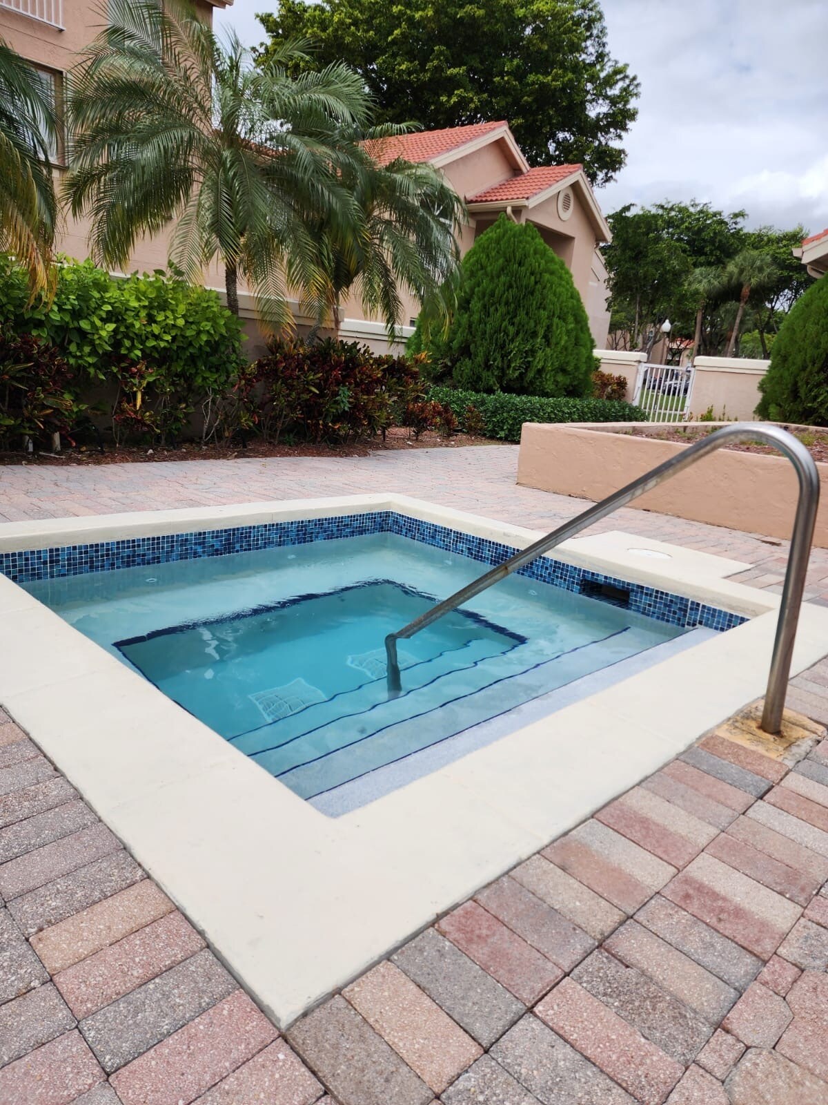 Building Photo - 10420 SW 158th Ct