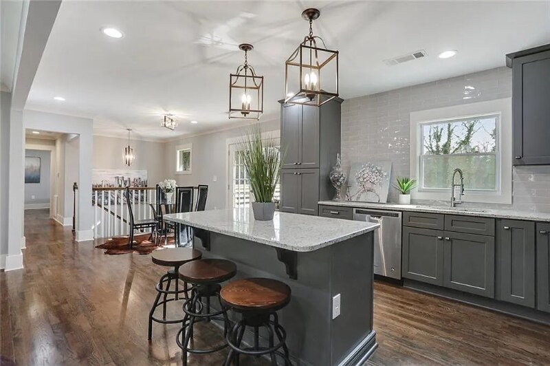 Building Photo - 2739 Flagstone Dr SE