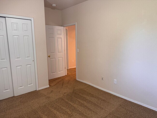 Building Photo - 4326 Susie View