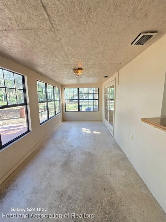 Building Photo - 309 Sparrow Ave