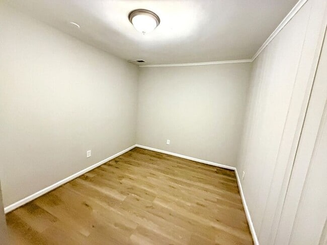 Building Photo - 5026 Bud Holmes Rd