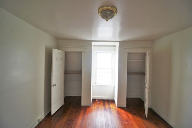 Building Photo - 2026/2027 JHU Off-Campus Awesome 6bd/3ba spacious and CAC! Available 6/15