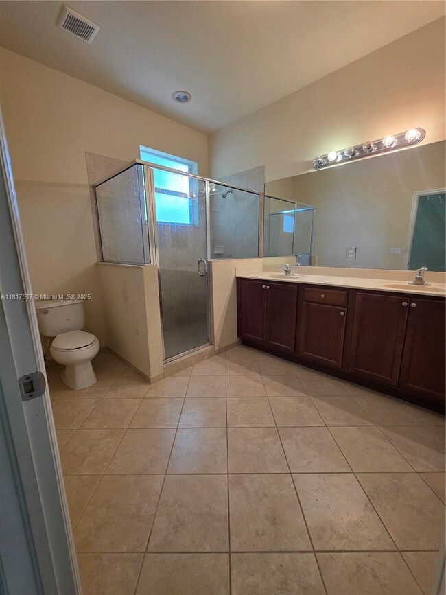 Building Photo - 22415 SW 89th Ave
