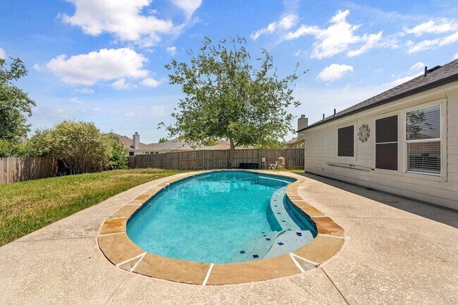 Building Photo - 1132 Single Tree Dr