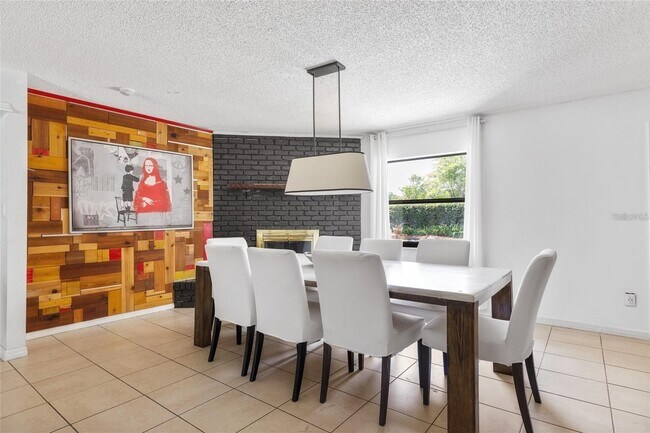 Building Photo - 5128 Lido St