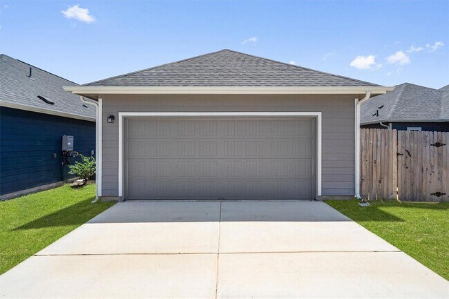 Building Photo - 313 Timber Brook Dr