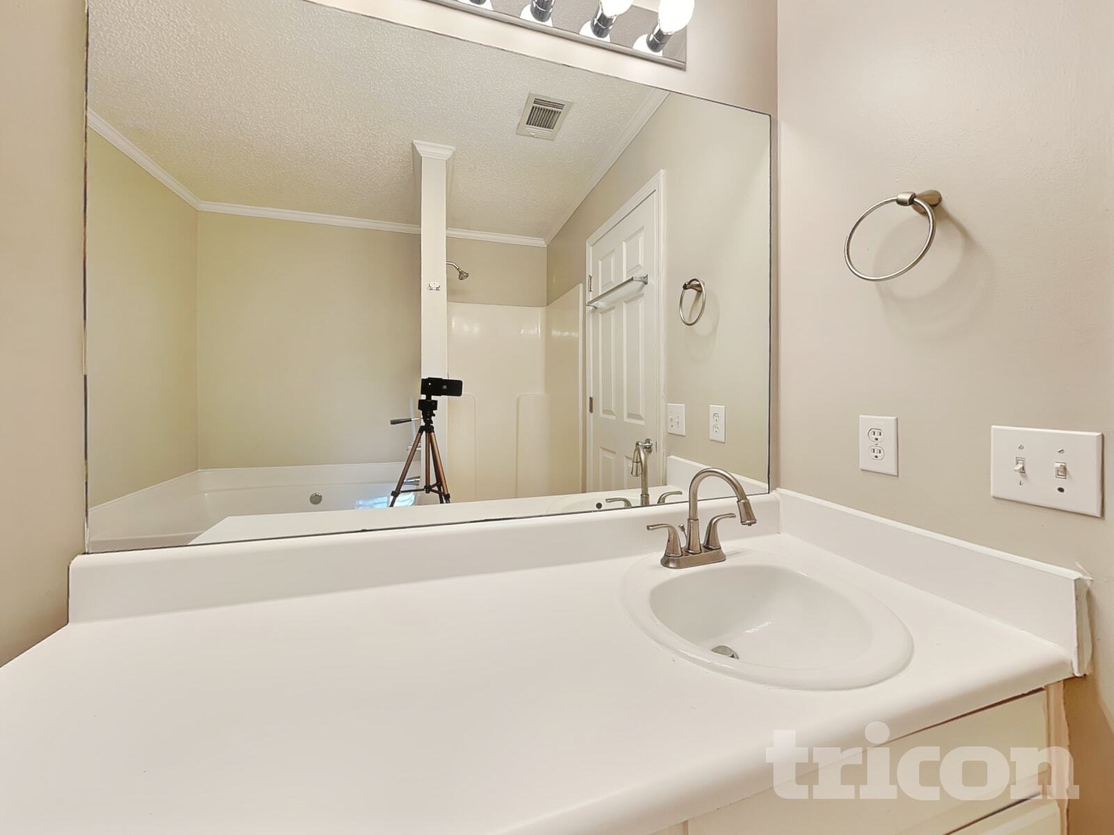 Building Photo - 1555 Mill Creek Rd