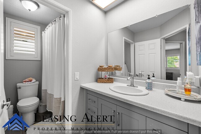 Building Photo - 27597 Artine Dr